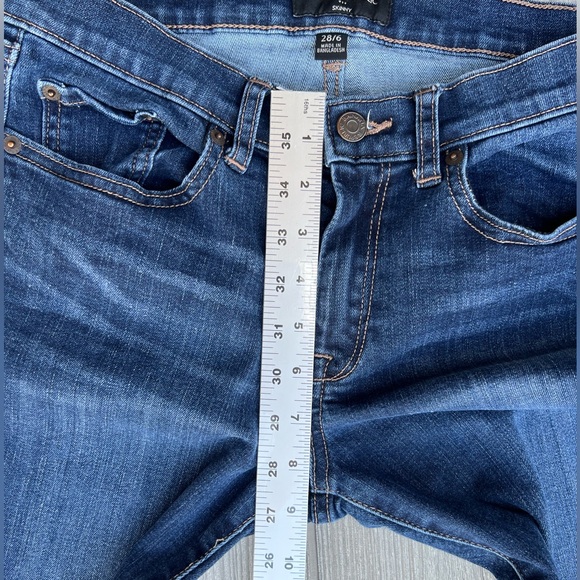 Banana Republic Factory Skinny Jean Size 28/6 - Picture 6 of 7
